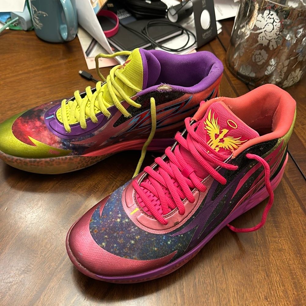 Lamelo Ball basketball sneakers men’s